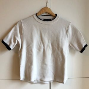 Zara Knit top with black piping in off-white